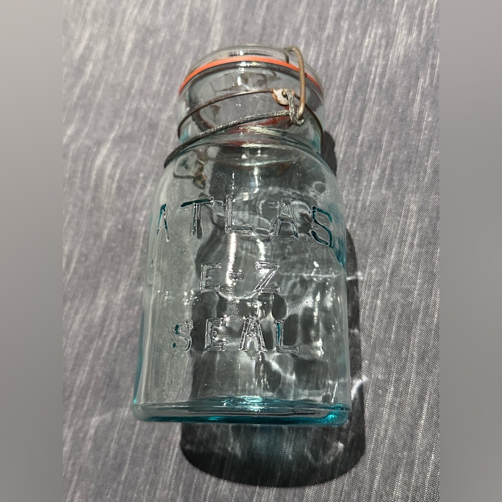 Vintage Atlas E-Z SEAL Quart Clear Glass Canning Jar With Wire Bale & Glass Lid